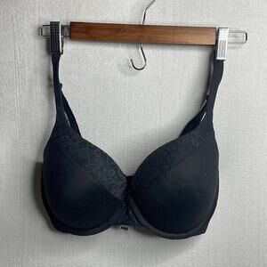 Victoria's Secret perfect shape black lace underwire padded bra 34DDD